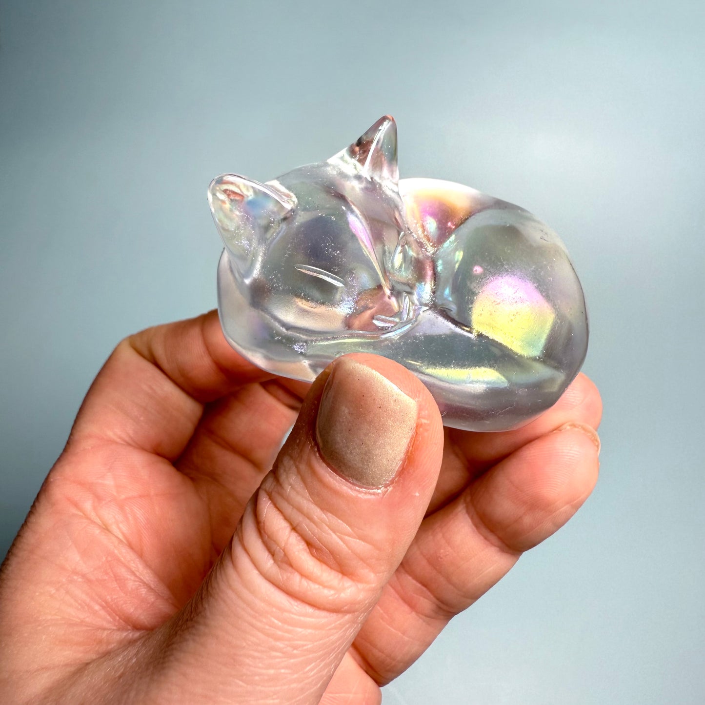 Aura Smelt Quartz | Sleeping Cat Carving - Crystal cat