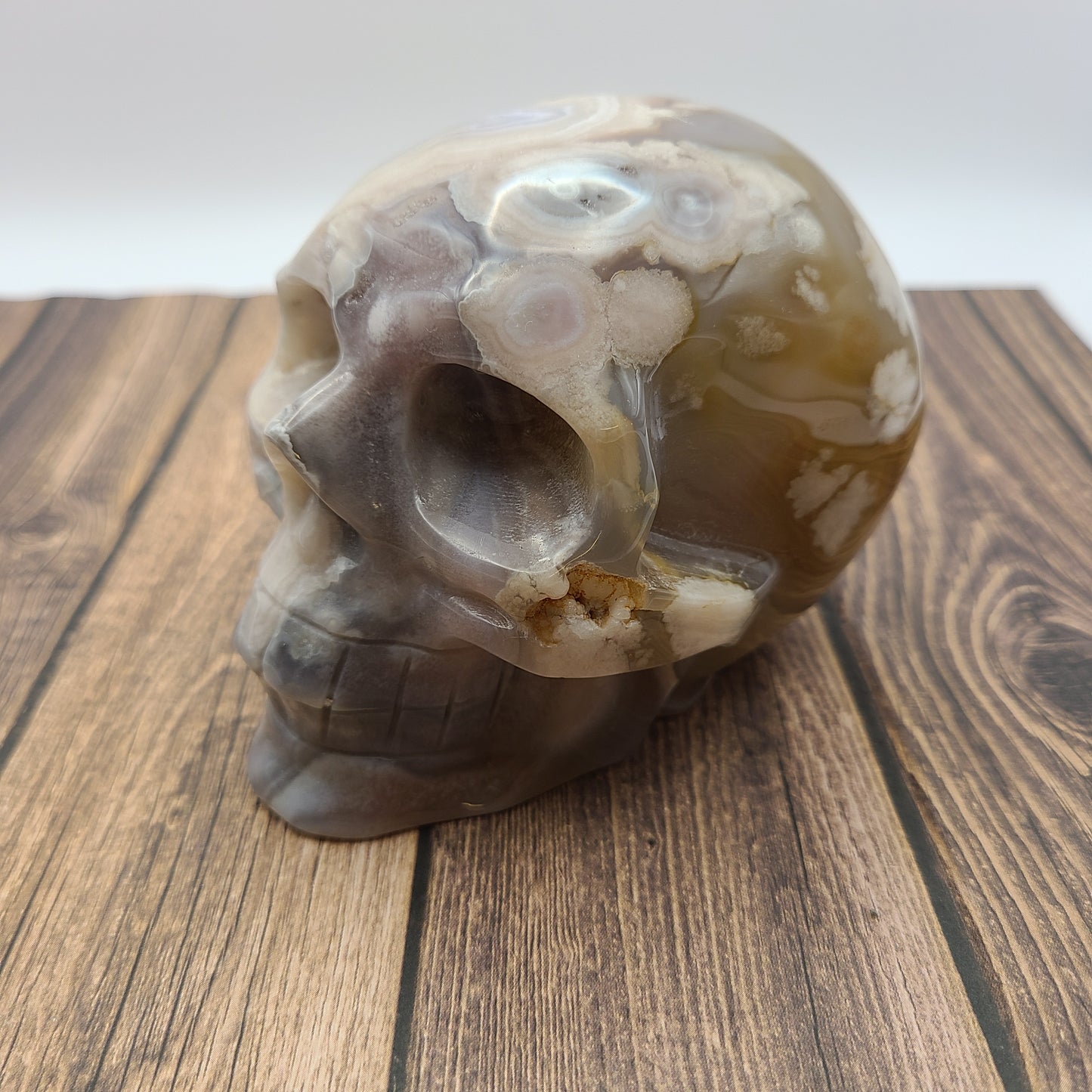 Flower Agathe |  Skull Carving