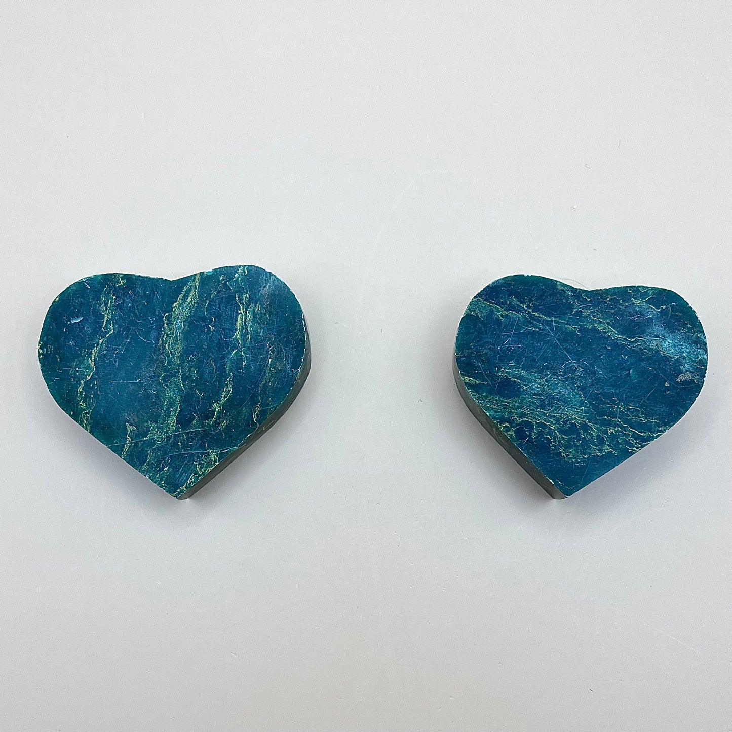 Green Emerald Quartz | Heart Carving