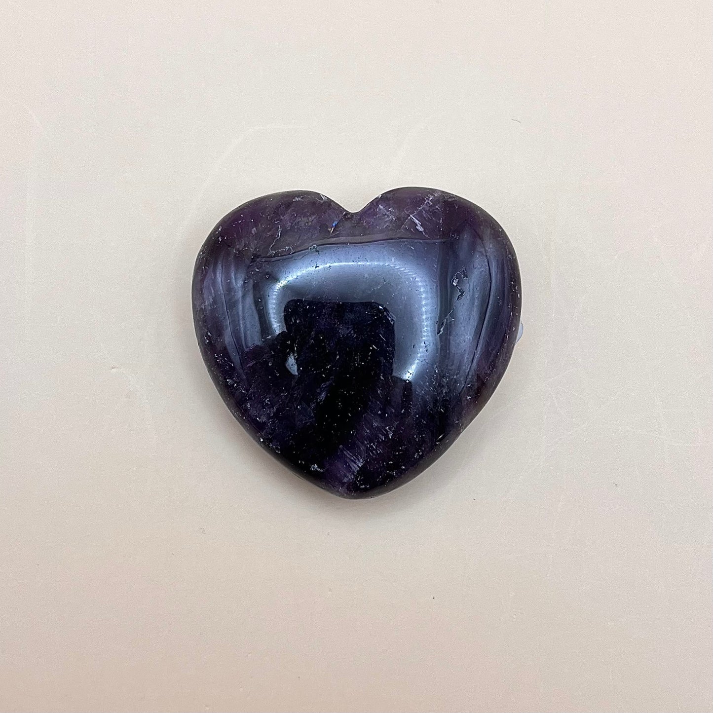 Amethyst | Heart Carving
